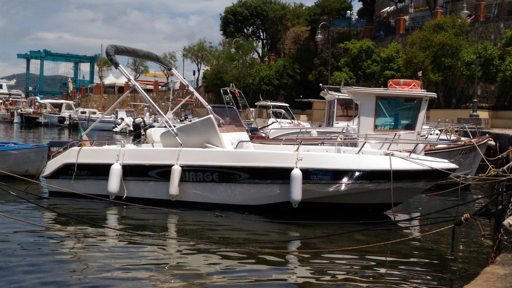 boat rental in Castellabate 40cv